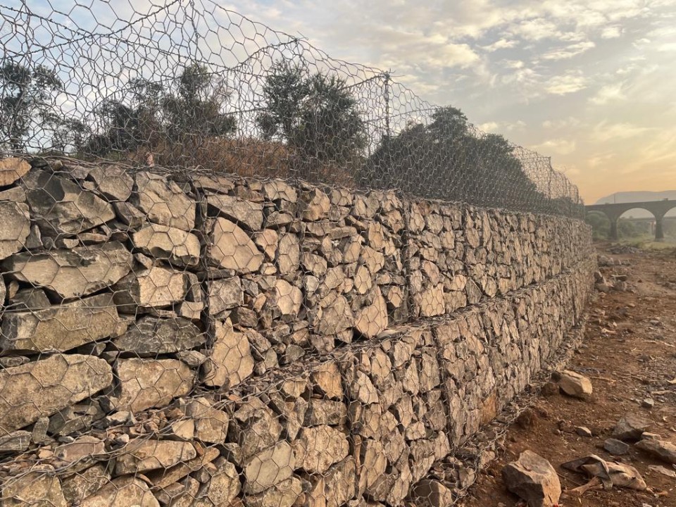 Gabion Noise Barriers and Fencing